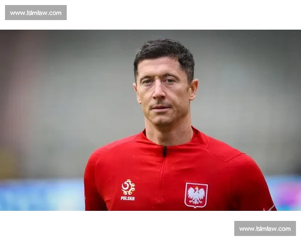 罗马诺:拜仁本周将提新报价追尼科 - 威廉斯,球员未拒绝但仍首选巴萨 罗马诺:拜仁本周将提新报价追尼科 - 威廉斯,球员未拒绝但仍首选巴萨