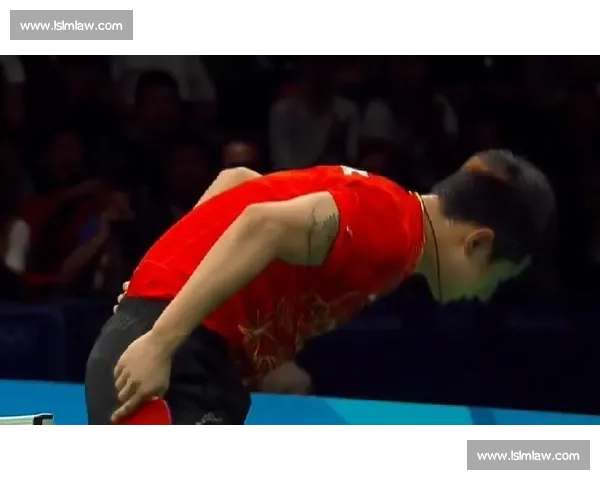 海外博主挑战张继科:一场跨越国界的乒乓激情碰撞 海外博主挑战张继科:一场跨越国界的乒乓激情碰撞